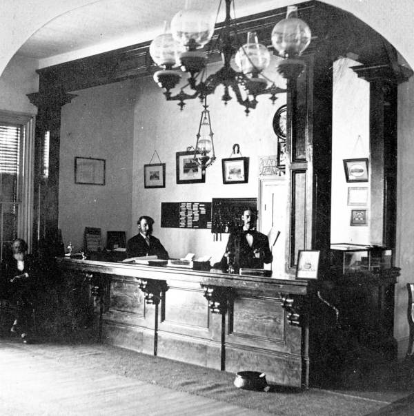 Clarendon Lobby Desk